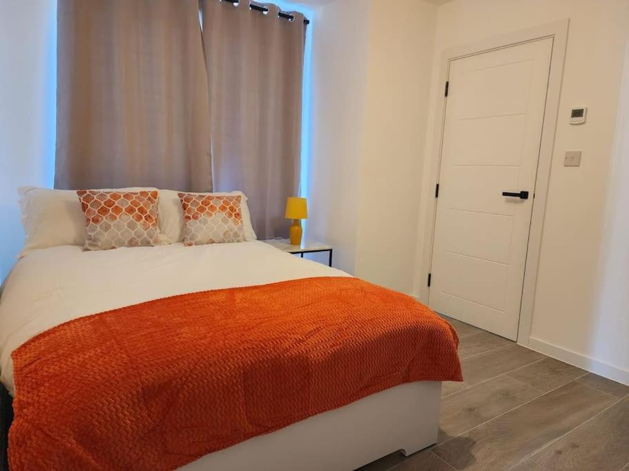 Paradigm Court, Modern 3-Bedroom Flat 1, أكسفورد المظهر الخارجي الصورة